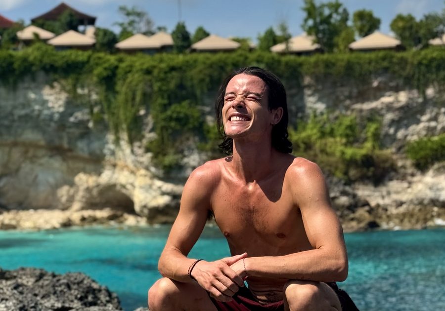 Aaron by the sea - Holistic Lifestyle Framework course